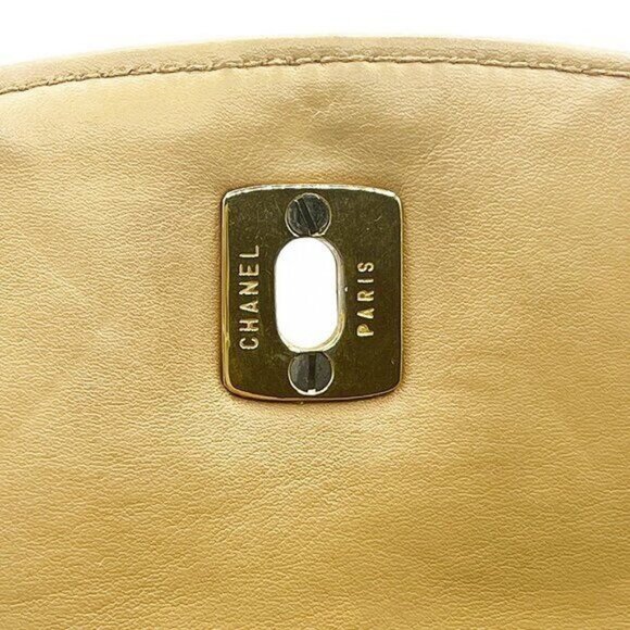 Authentic CHANEL CC Vintage Matelasse Lambskin Waist Pouch Bum Bag Leather Beige - Picture 16 of 16